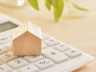 Wooden House on a calculator
