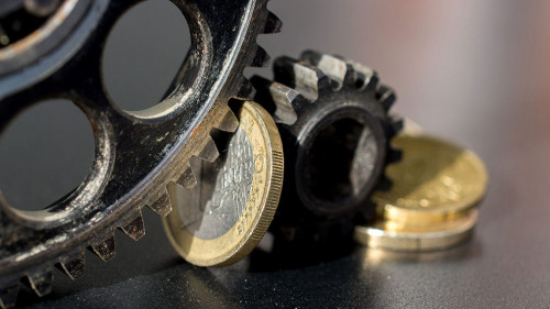 Zahnraeder-Euro-178601239-AS-kappa400