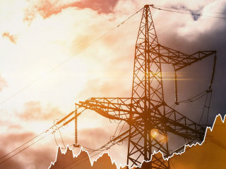 Strommasten-Kurs-491777369-AS-blackday