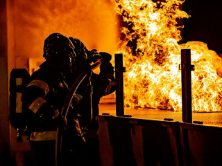 Feuerwehr-6689112-PB-fish96