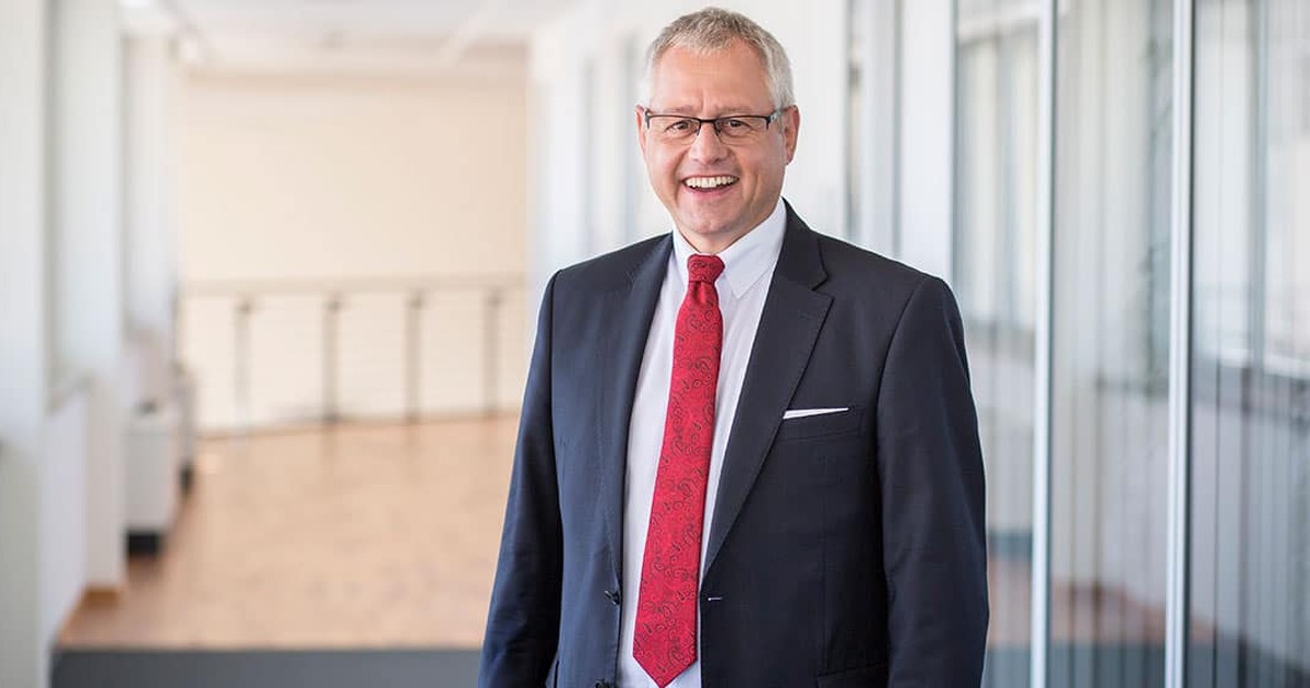 Haftpflichtkasse bestätigt Roland Roider im Amt - Köpfe | experten.de