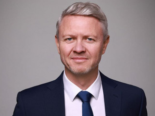 Eduard-Fuchs-2022-PHOENIX-MAXPOOL-Gruppe