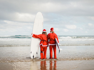 Nikolaeuse-Strand-Surfboard-292126326-AS-Manu-Reyes