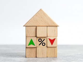 Haus-506941451-AS-surasak