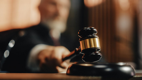 Richter-Richterhammer-462414364-AS-Gorodenkoff