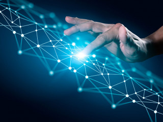 Hand-Netzwerk-digital-340567021-AS-stnazkul