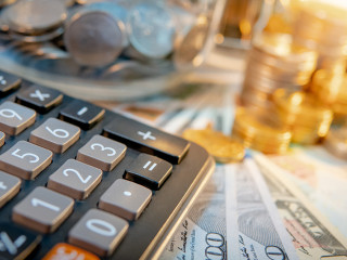 Taschenechner-216643982-AS-zephyr-p