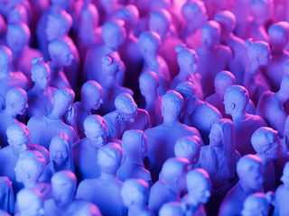 Menschen-Menge-499037583-AS-RareStock