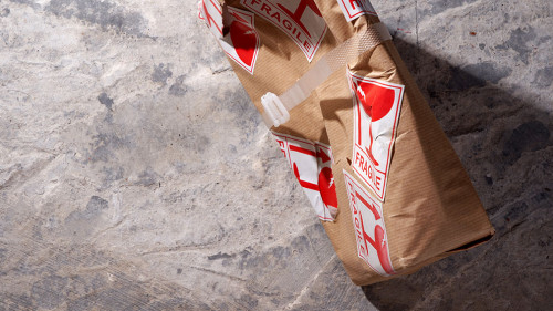 Lieferung-zerbrechlich-369164650-AS-eskay-lim