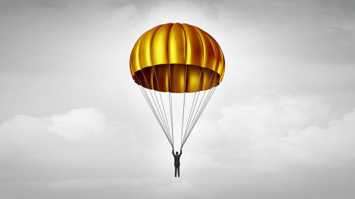 Anzugtraeger-Fallschirm-gold-105337528-FO-freshidea