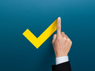 Hakerl-Hand-435345929-AS-Worawut