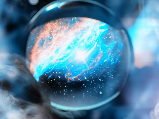 Glaskugel-335729682-AS-alexkich