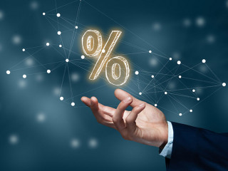 Anzugtraeger-Prozent-293654937-AS-Tiko