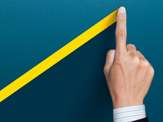 Pfeil-Hand-418930548-AS-Worawut