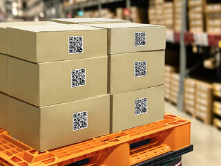 Smart logistic industry 4.0 , QR Codes Asset warehouse and inven