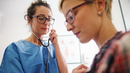 Aerztin-Patientin-236275060-AS-dusanpetkovic1