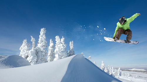 Snowboarder-279724804-AS-LUGOSTOCK