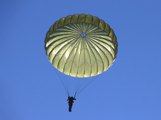 Fallschirm-4852138-PB-GuentherDillingen