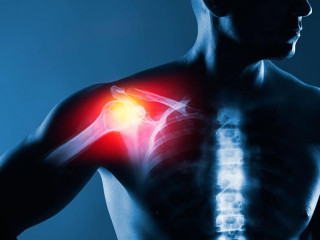 Mann-Schulter-Schmerzen-450167392-AS--hamara