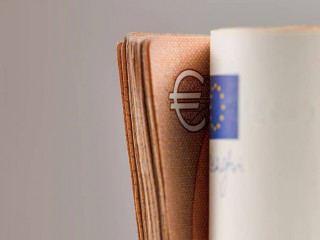 Euro-Zehner-528544764-AS-SERSOLL