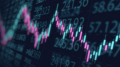 Candlesticks-564838334-AS-iamchamp