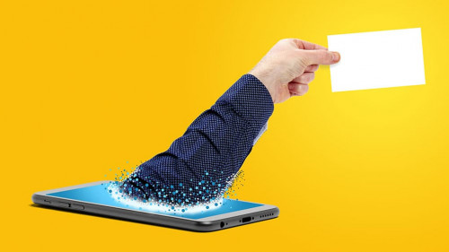 Smartphone-hand-Visitenkarte-334234904-AS-Fox-Dsign