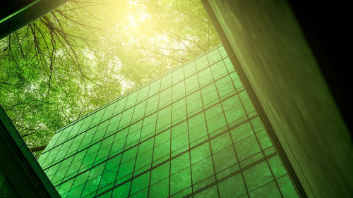 Buerogebaeude-gruen-543449821-AS-Artinun