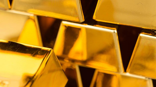 Goldbarren-75815567-AS-darknightsky