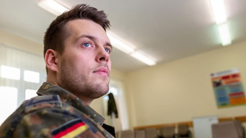 Soldat-323484299-AS-filmbildfabrik