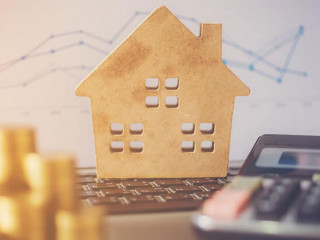 Haus-Muenzen-Taschenrechner-208552138-AS-chingching