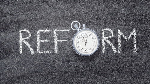 Reform-Stoppuhr-214508731-AS-Yury-Zap