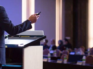 Speaker at Talk in Business Conference. Corporate Speaker on Sta