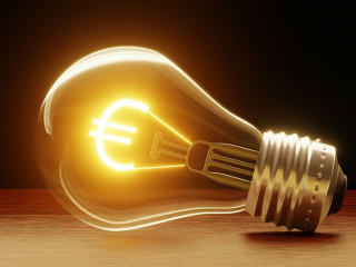 Gluehbirne-Euro-559704710-AS-mabaci