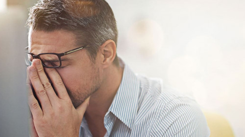 Computer, stress burnout or business man with anxiety from bad investment, stock market crash or financial crisis mockup. Problem, headache or crypto trader with forex, bitcoin or NFT trading mistake