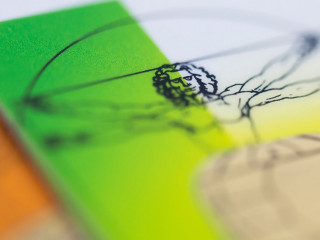 Gesundheitskarte und Tabletten