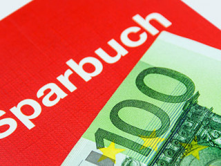 Sparbuch mit 100 Euro