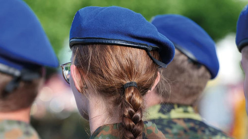 SoldatInnen-517732385-AS-Comofoto