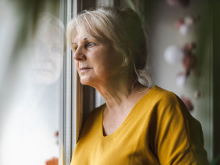 Seniorin-551512063-AS-pikselstock