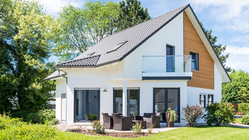 Einfamilienhaus, Wohnhaus mit Garten