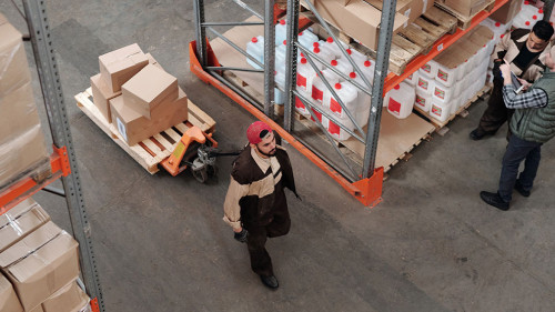 Warenlager-Arbeiter-4481259-PX-Tiger-Lily