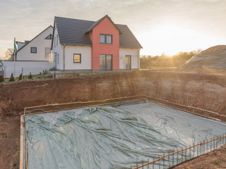 Hausbau, Bodenplatte, Erdaushub