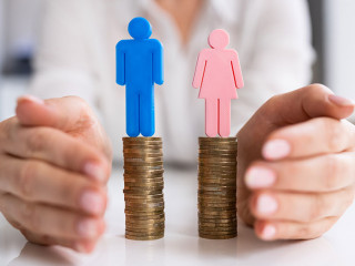 Equal Gender Salary. No Wage Gap