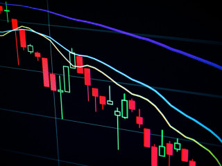 Candlesticks-2023-US-Maxim-Hopman