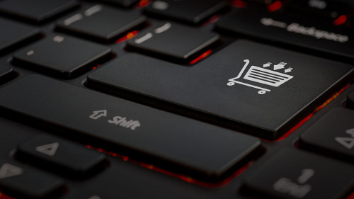 teclado negro con simbolo de carrito de venta black friday