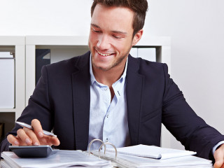 Betriebsprüfung vom Finanzamt im Büro