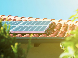 6277573 Solar panels on the roof, alternative electricity.