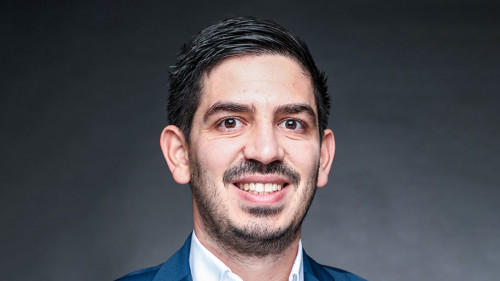 Deniz-Tobias-Yilmaz-2023-Policen-Direkt