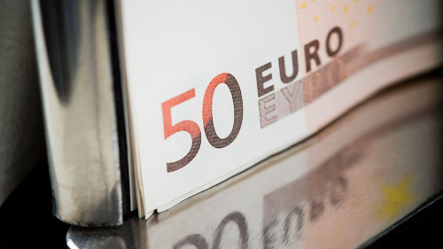 Fuenfzig-Euro-33336373-DP-imagedb_seller