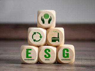 ESG-Wuerfel-536141194-DP-stockwerk-fotodesign