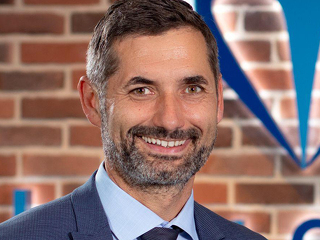 Dirk-Henkies-2023-blau-direkt